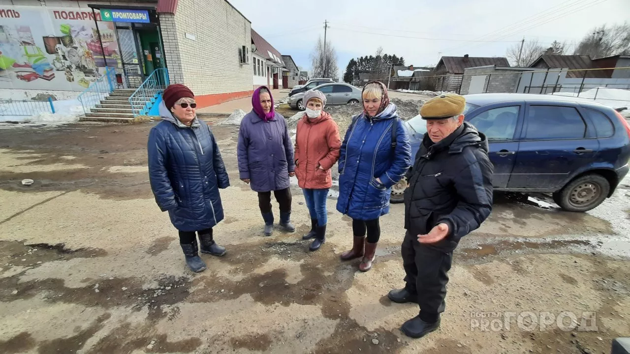 Фото к статье: Жители чувашского села вышли на улицу: "Работы нет, денег не хватает, невыгодно держать коров"