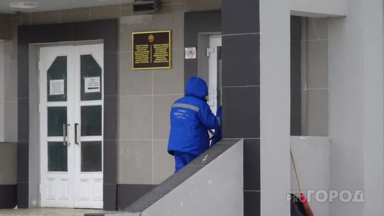 Фото к статье: Смерть в школе Новочебоксарска прокомментировали в Минздраве Чувашии