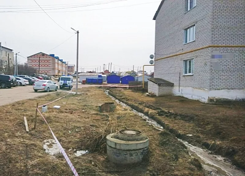 Фото к статье: Установлен примерный возраст плода ребенка, выброшенного в канализацию Комсомольского