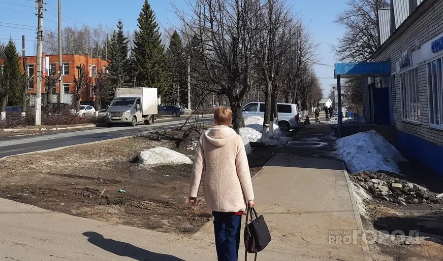 Фото к статье: Чебоксарка за три часа взяла в кредит 2 млн рублей и отдала милой девушке по телефону