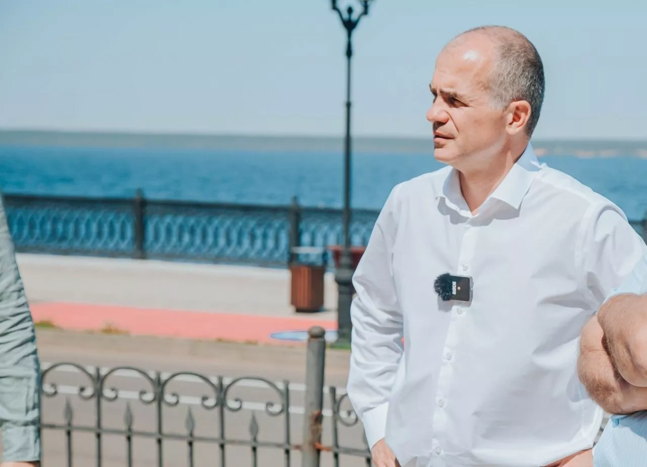 Фото к статье: Ладыков в 2020 году зарабатывал по восемь тысяч рублей в день