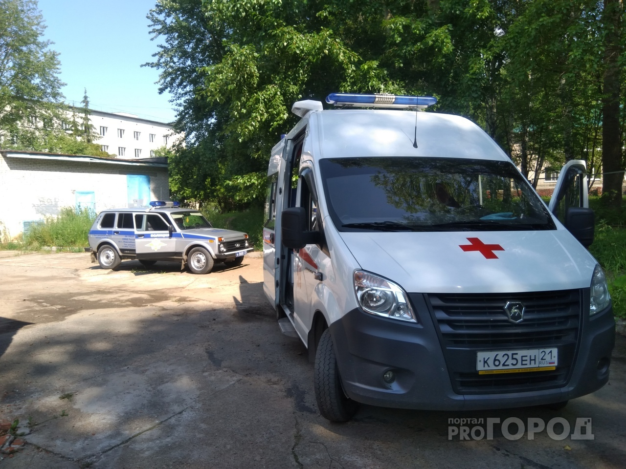 Годовалая девочка выпала со второго этажа в Новочебоксарске