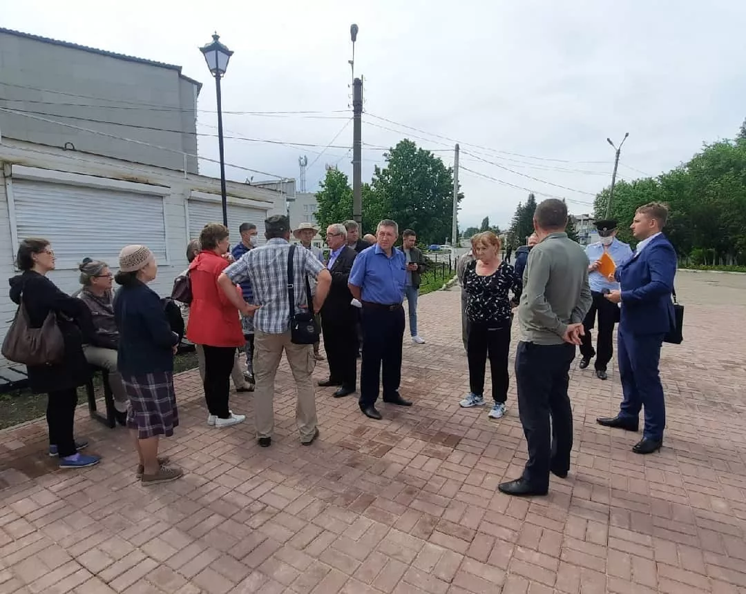 Фото к статье: Жители деревень в Цивильском районе снова не получили конкретных ответов по агропарку рядом с их домами