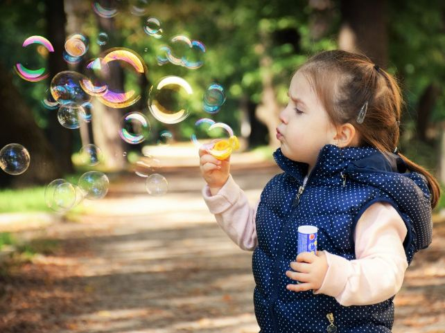 Банк «Открытие»: по мнению жителей ПФО, на содержание одного ребенка в России необходимо 15-50 тысяч рублей в месяц