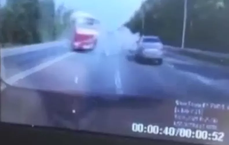 Фото к статье: ГИБДД показала момент аварии с погибшим водителем Land Cruiser в Чебоксарском районе
