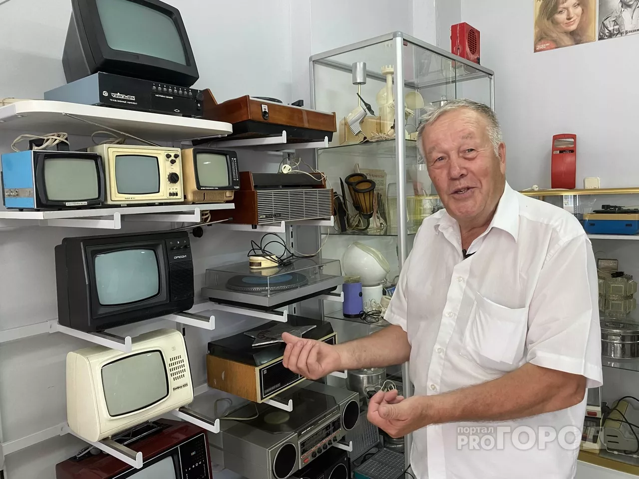 Фото к статье: Коллекционер из Чебоксар основал музей советского быта: “В нем около 10 тысяч экспонатов”