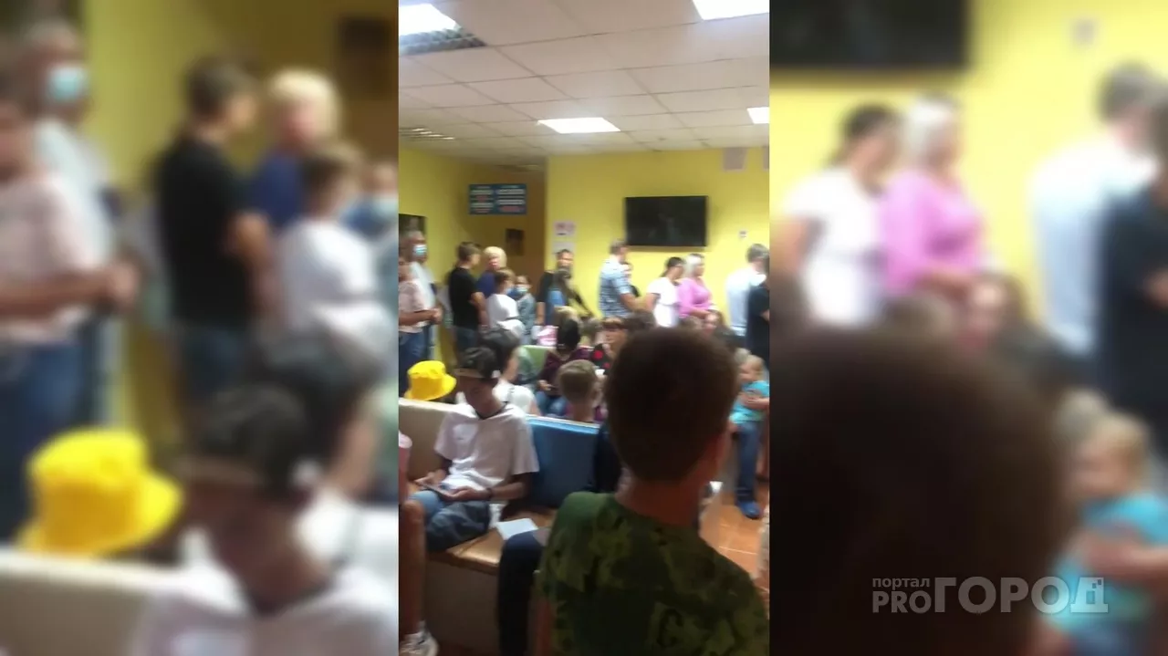 Фото к статье: Чебоксарка возмутилась очередью в детской больнице: "Это просто ужас!"
