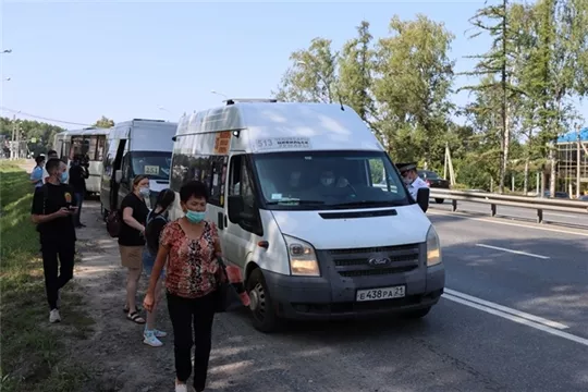 Фото к статье: В Чувашии возобновили проверки масочного режима в общественном транспорте