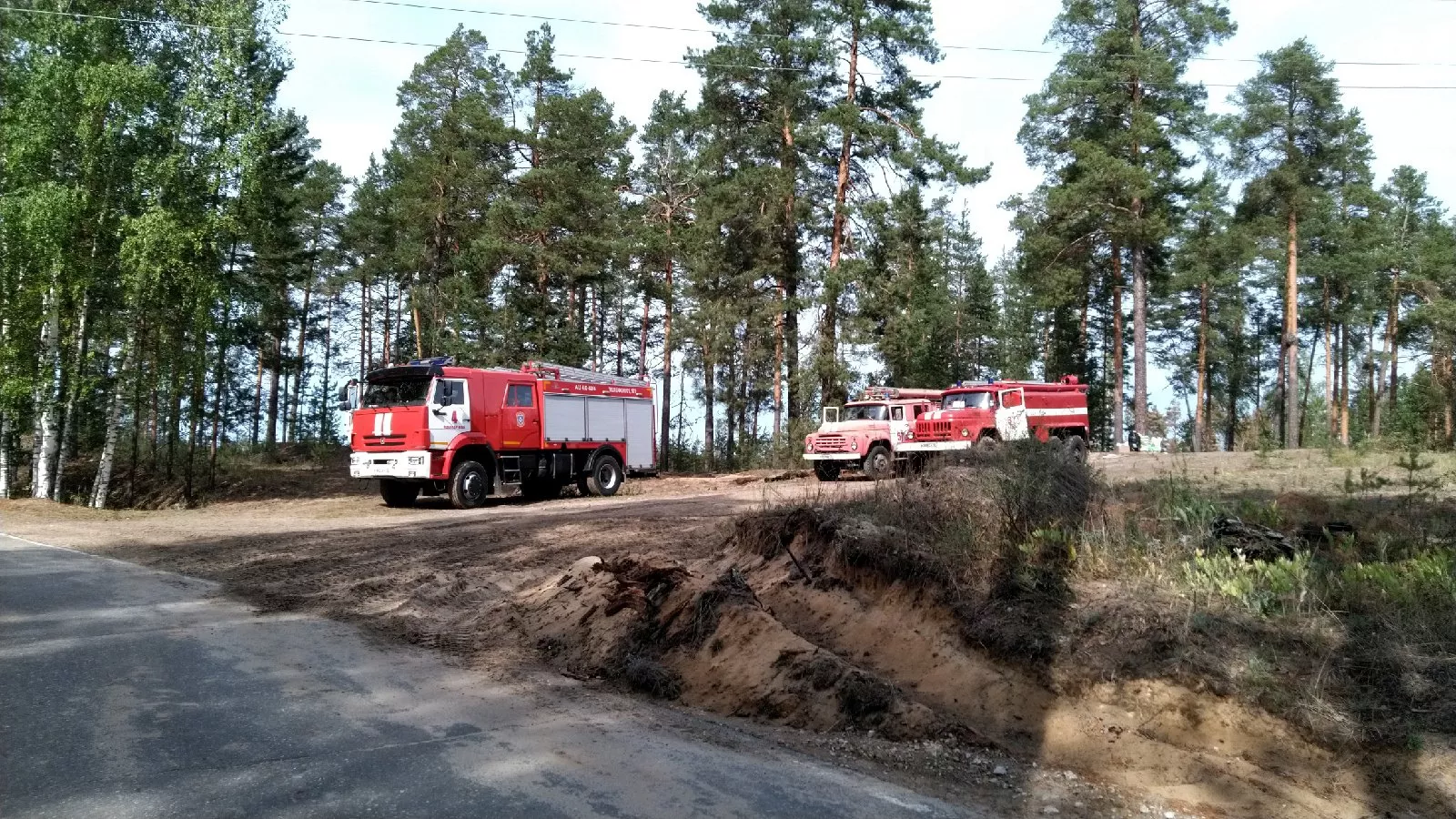 Фото к статье: Перекрытую из-за пожара в Марий Эл дорогу от Кокшайского кольца открыли