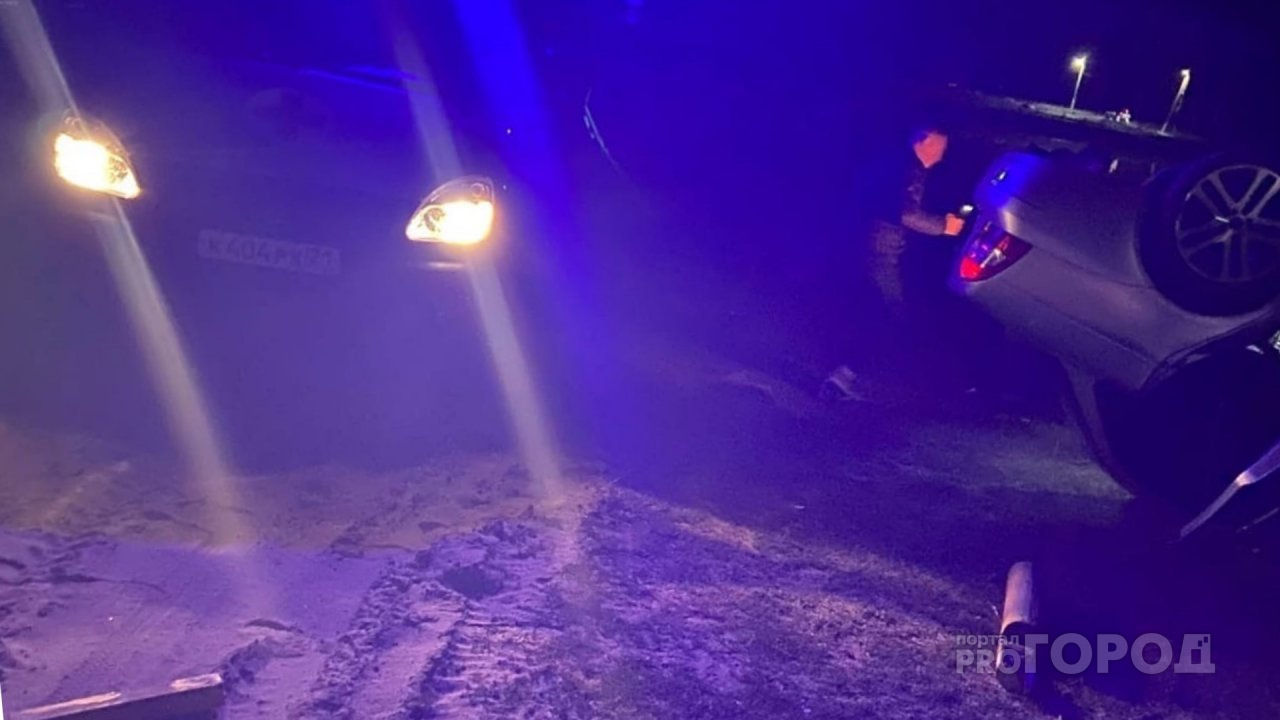 В Чувашии "Приора" снесла остановку: водитель погиб на месте
