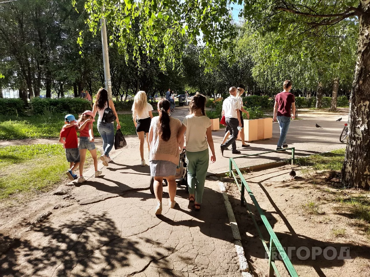 Фото к статье: На что можно потратить деньги, которые перечислили молодежи, и другие нюансы выплаты