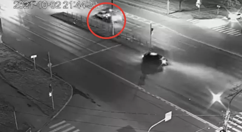 Фото к статье: Появилось видео аварии, где пострадали две маленькие сестры