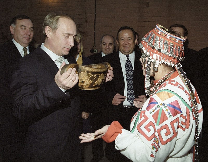 В день рождения Путина вспоминаем все визиты президента в Чувашию