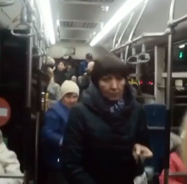 Чебоксарские пассажиры не хотят носить маски в автобусах: "На просьбы водителей отвечают хамством"