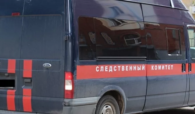 Фото к статье: Две жительницы Чувашии напоили знакомого и угнали его машину