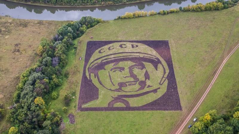 Что стало с портретом космонавта Николаева в чувашском поле: за 7 лет его обновляли лишь раз