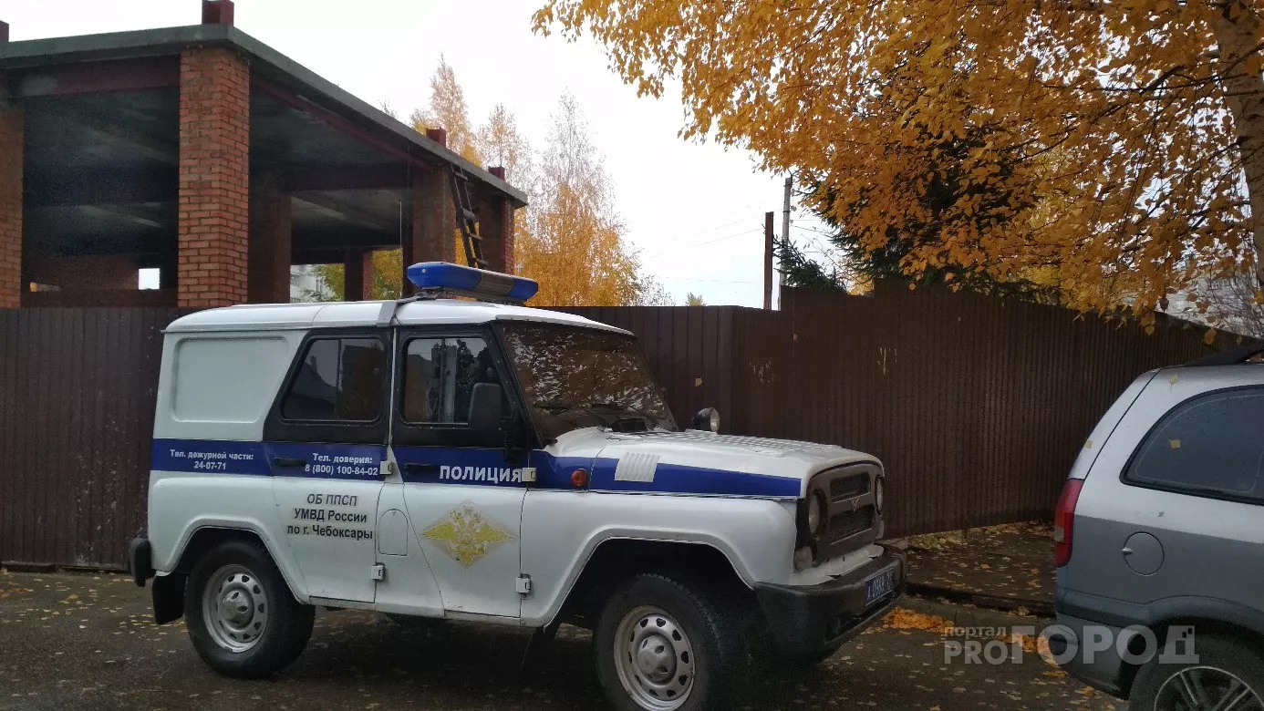 Фото к статье: После восьмой попытки сдать на права жительница Чувашии решила их купить: приехала в ГИБДД и узнала об обмане