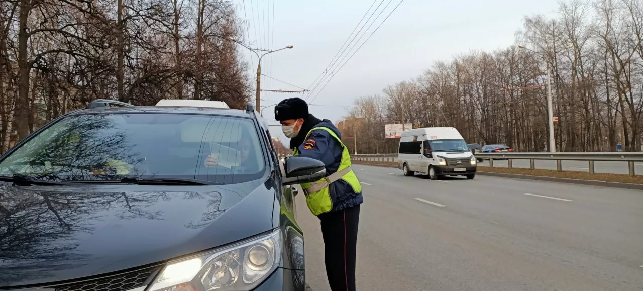 Фото к статье: Водителей Чебоксар останавливали, но не штрафовали