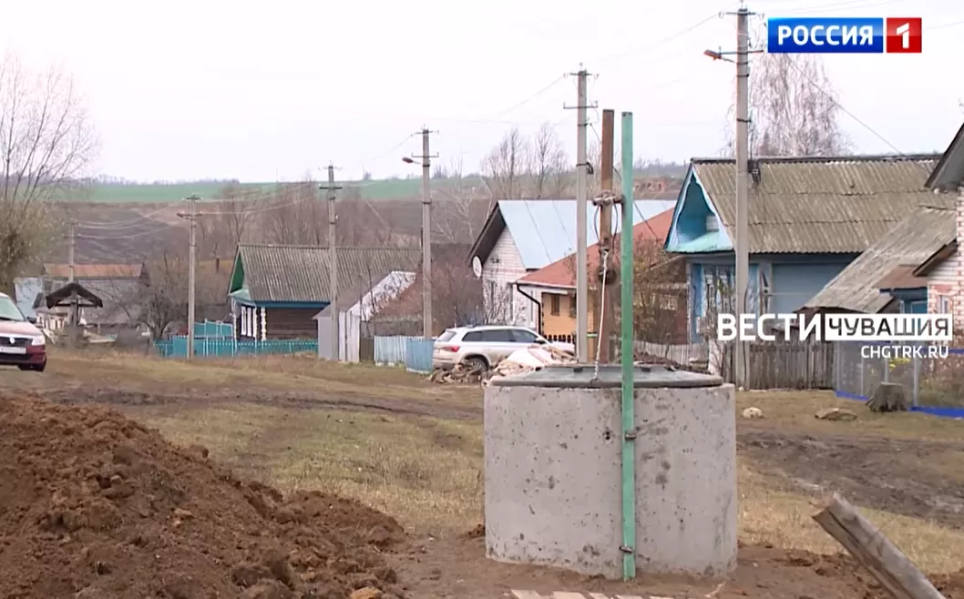 Фото к статье: Жителям деревни в Моргаушском районе не хватает воды: запасаются дождевой водой и снегом