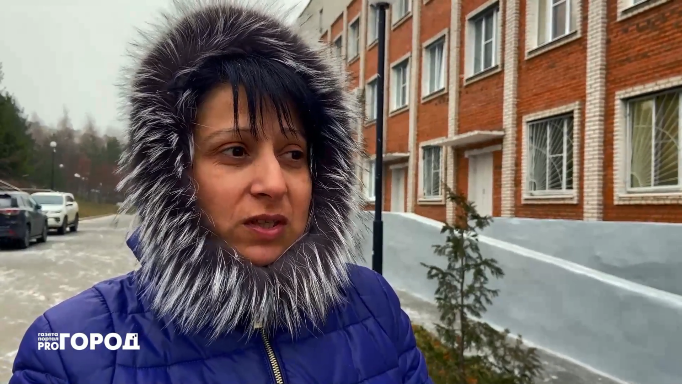 Фото к статье: Опрос жителей Чебоксар об очередях в больницах: "Ходят и больные, и здоровые - настоящий рассадник"