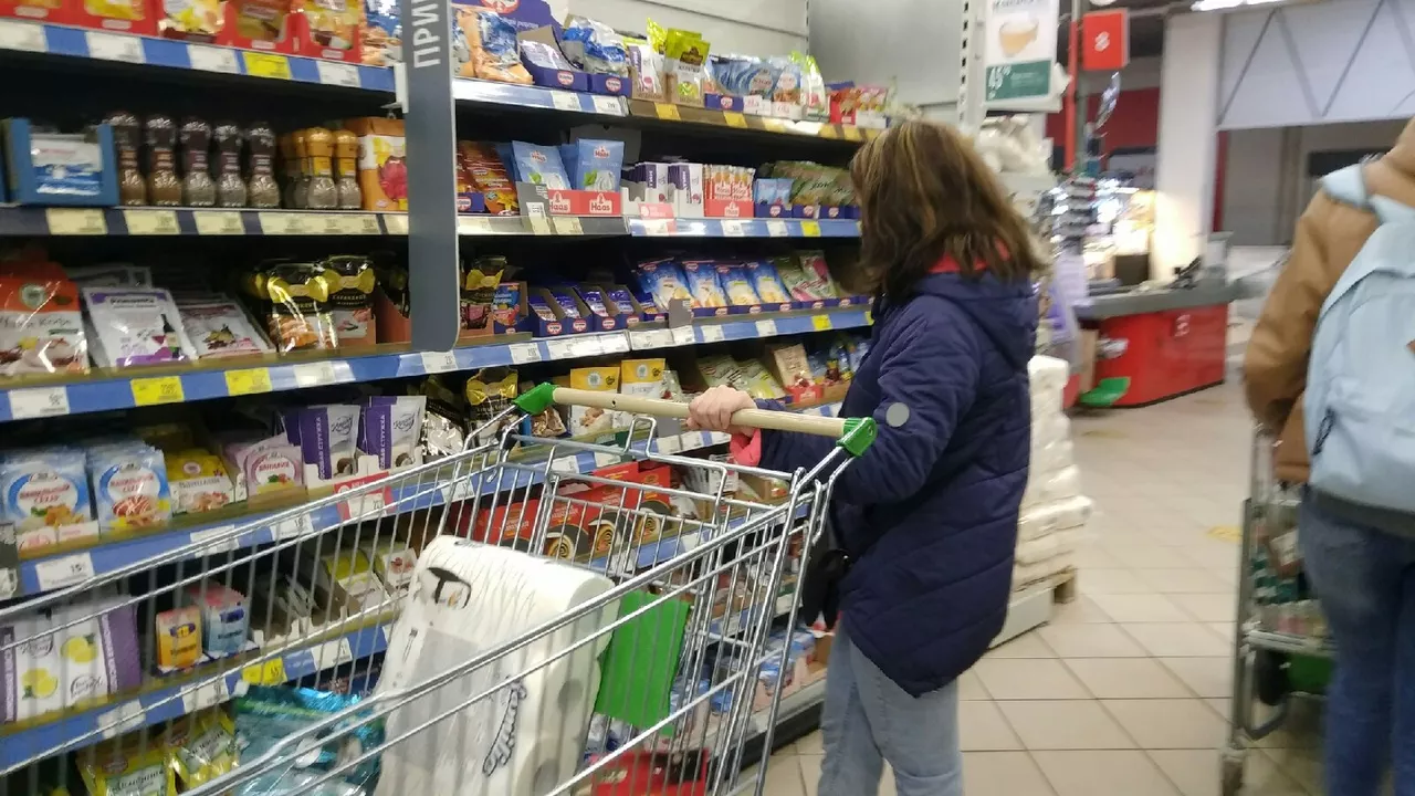 Фото к статье: Банк «Открытие»: «По итогам года инфляция в России составит 8-8,3 %»