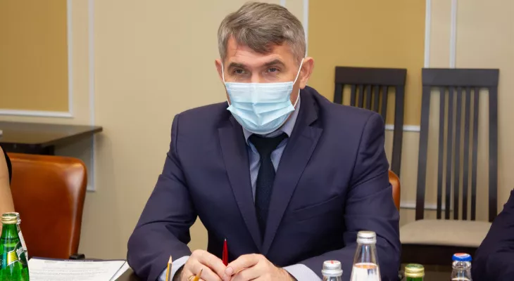 Фото к статье: Олег Николаев пояснил, что нужно сделать людям с антителами, чтобы получить QR-код