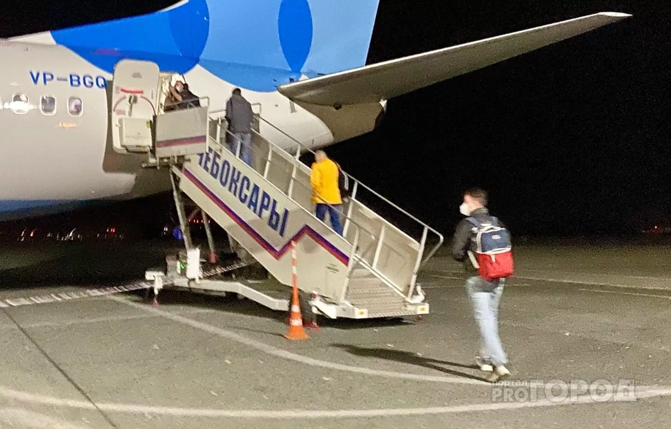 Фото к статье: Чебоксарцы смогут чаще летать в Крым и Петербург