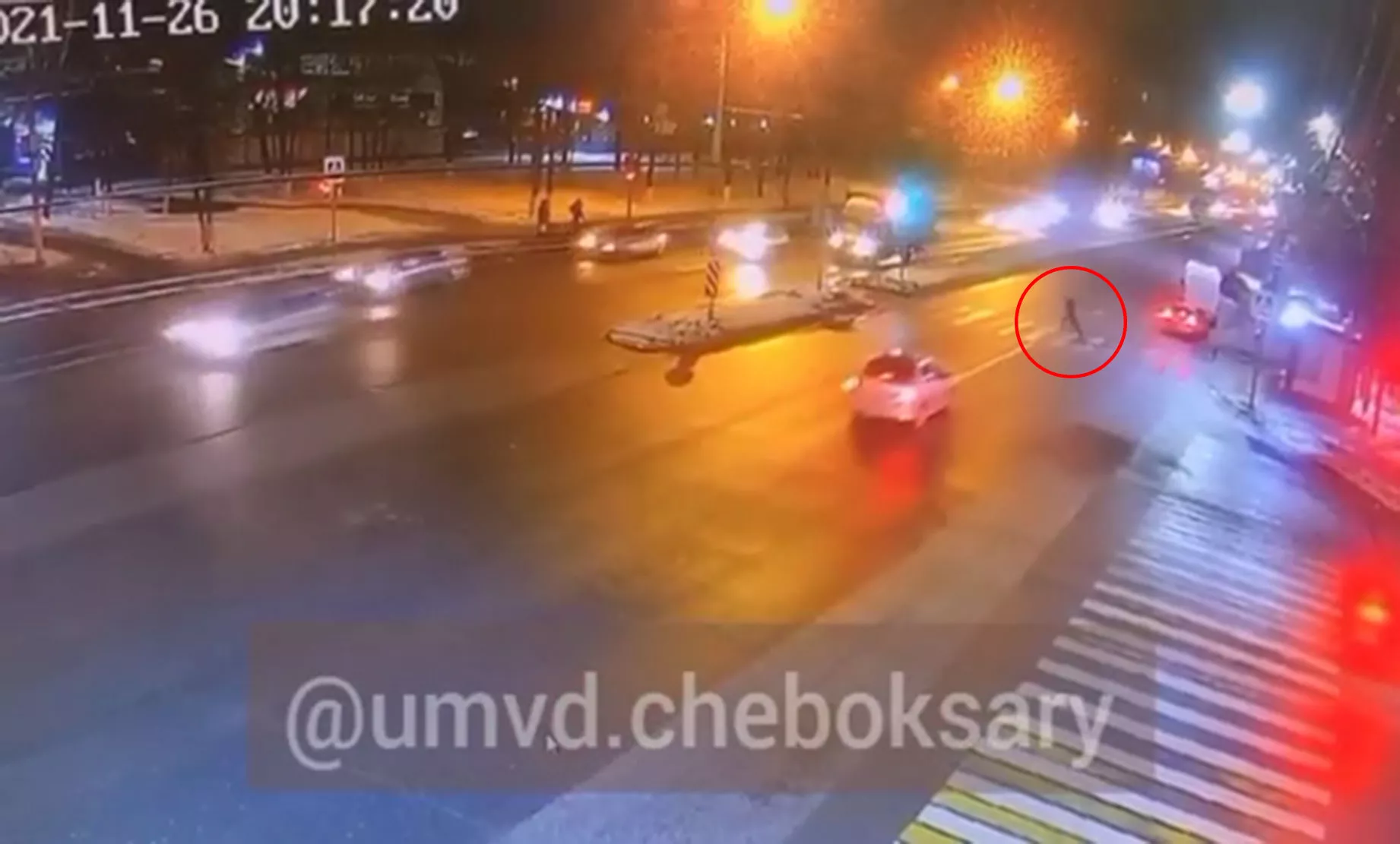 Фото к статье: В Чебоксарах оштрафовали мужчину, которого сбила машина