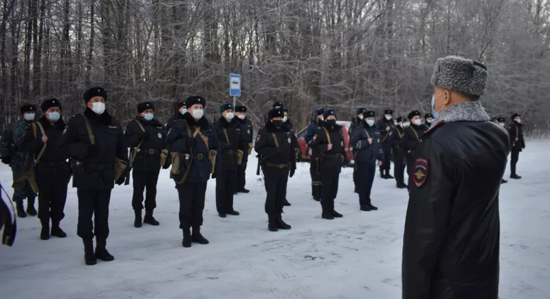 Фото к статье: Чувашских полицейских отправили на Кавказ: "Главное, без потерь вернуться на родную землю"