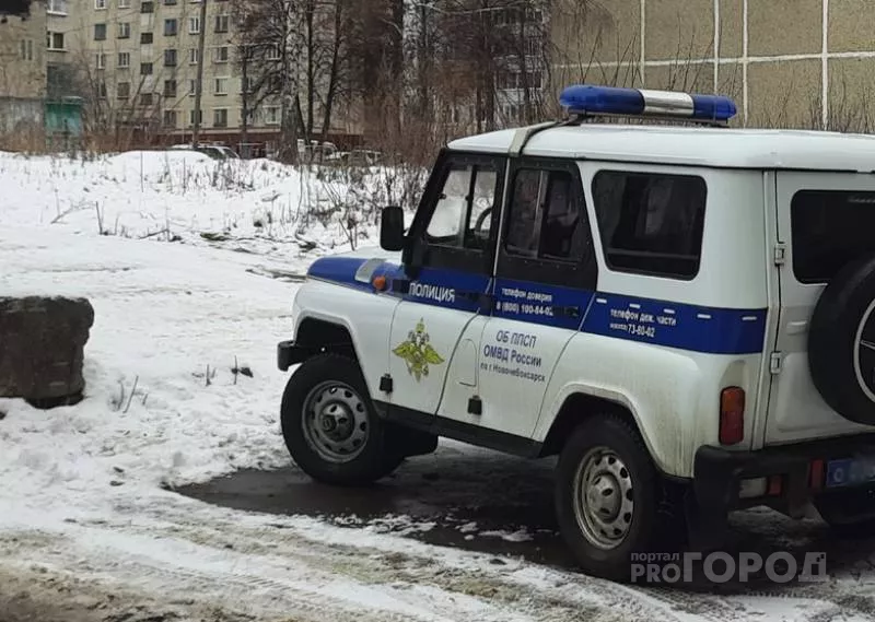 Фото к статье: В Новочебоксарске маленький мальчик ушел из дома в нижнем белье: прохожая нашла его на улице
