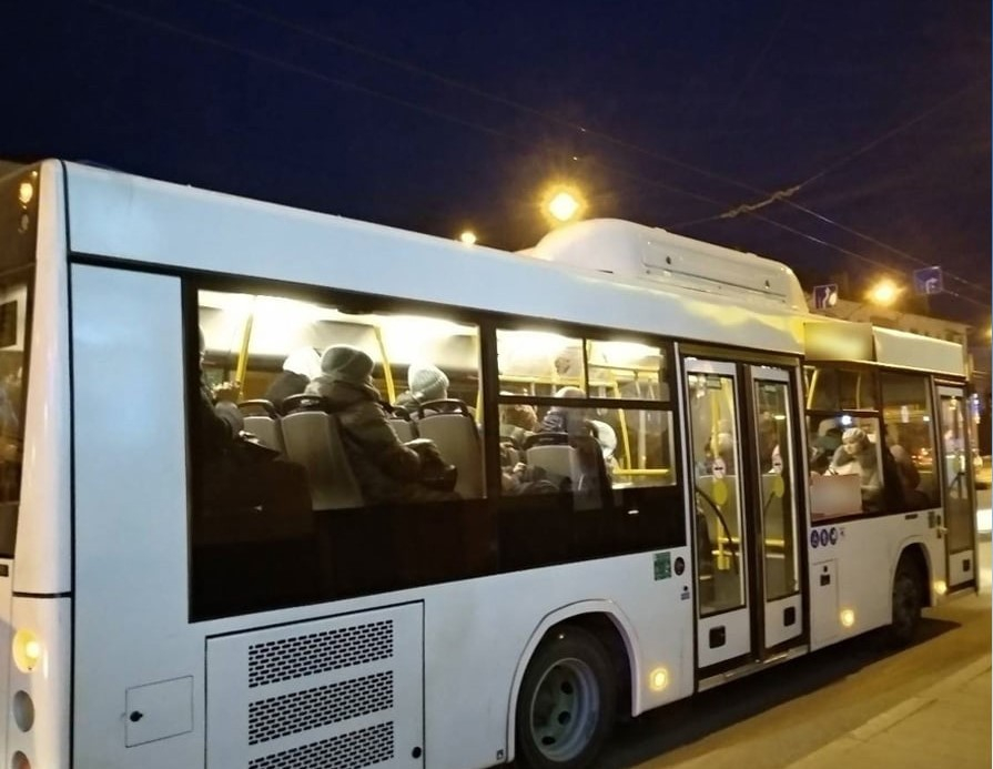 “Единая Россия” попросит Минтранс провести проверку, почему несовершеннолетних высаживают из автобусов