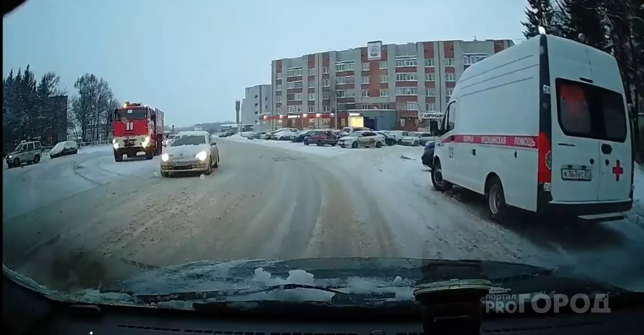 Фото к статье: Спецслужбы проверяют чебоксарский аэропорт: поступил тревожный сигнал
