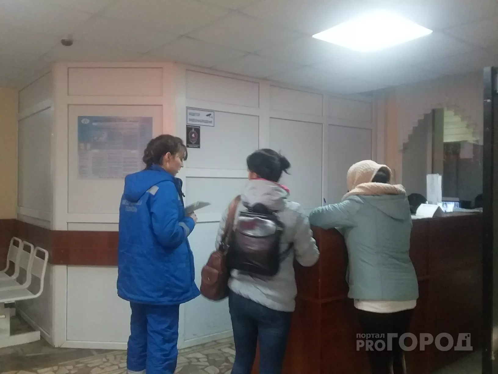 Фото к статье: Медики жалуются на то, что жители Чувашии вызывают скорую, чтобы не ехать за свой счет в больницу: "Скорая помощь - это не такси"