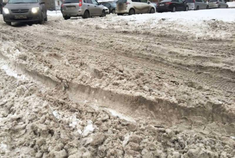 Почему в Чебоксарах не вывозят снег, и как власти планируют решать эту проблему