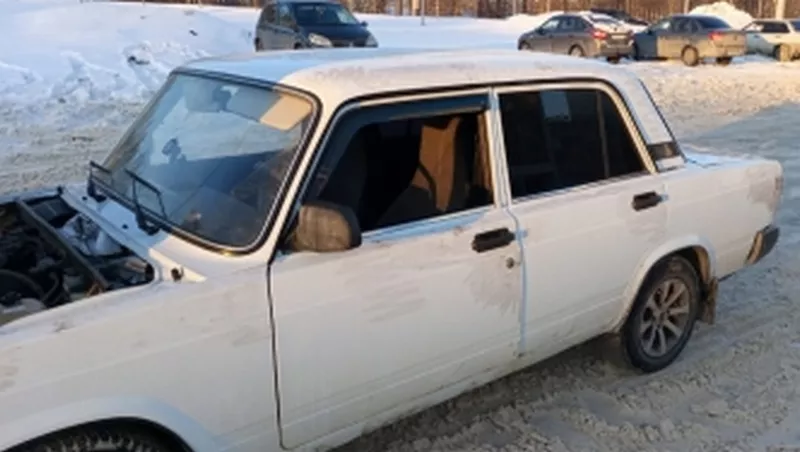 Фото к статье: Кто угнал машину, за которой погнался ее 18-летний владелец: появились новые подробности
