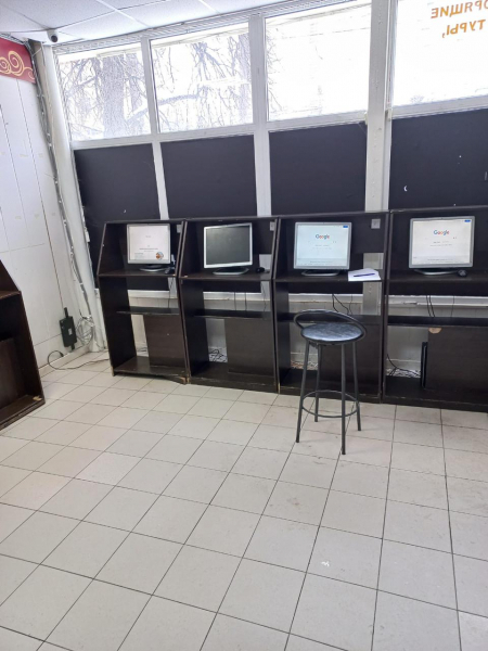 В Чебоксарах полицейские нагрянули в игровой салон: работал без вывески и только для своих