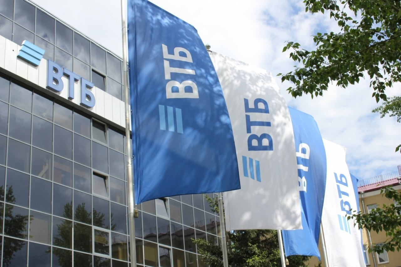 Торговые обороты инвесторов в ВТБ выросли в 2021 году в полтора раза