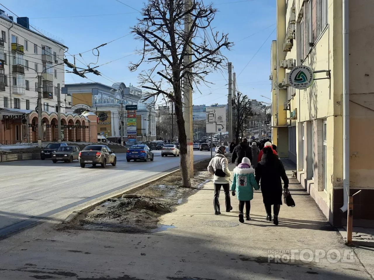 Фото к статье: Эксперты озвучили, как сейчас распоряжаться деньгами и стоит ли менять работу