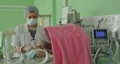 Чебоксарские врачи выходили 37 младенцев, родившихся с экстремально маленьким весом