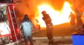 Ночью в Чебоксарах сгорели BMW и Mercedes