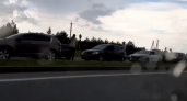 На подъезде к Чебоксарской ГЭС образовалась внушительная пробка