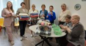 Чувашские пенсионерки объединились и навязали носков для жителей Донбасса
