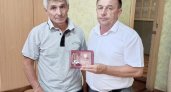 В Чувашии родителям погибшего в спецоперации сына вручили Орден Мужества.