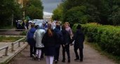В чебоксарской школе, детей которой эвакуируют каждый день, рассказали о ситуации
