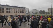 В Чебоксарах спецслужбы эвакуировали студентов из здания колледжа