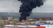 В Новочебоксарске горит предприятие на Промышленной: над городом черный дым