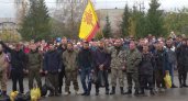 В Вурнарах проводили полсотни мобилизованных и добровольцев под патриотичную музыку