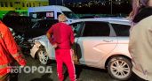 Две легковушки столкнулись в Чебоксарах: "Один водитель шатается"
