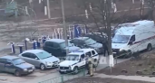 Спецслужбы оцепили двор в Новочебоксарске
