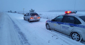 Как инспекторы ГИБДД Чувашии спасали водителей и пешеходов в снежную бурю